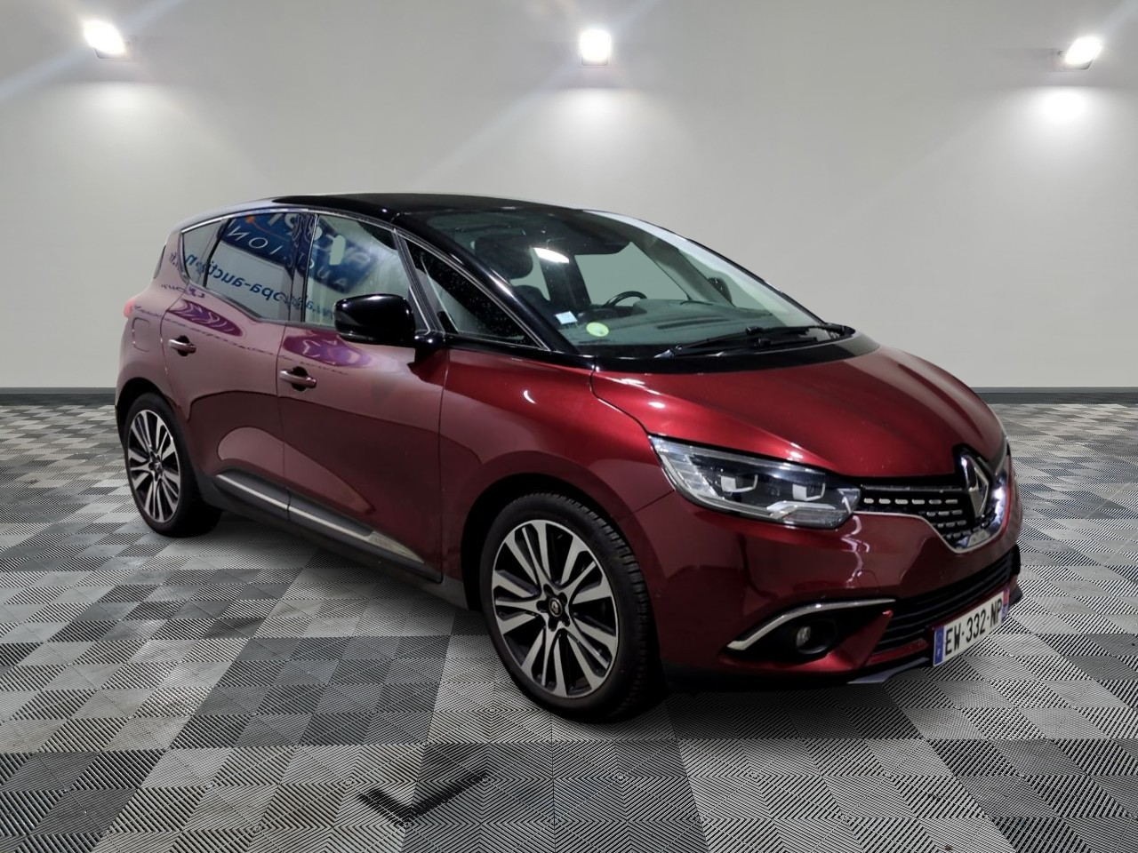Renault Scenic INITIALE PARIS