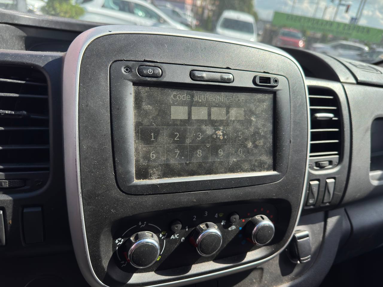 Renault Trafic L1H1
