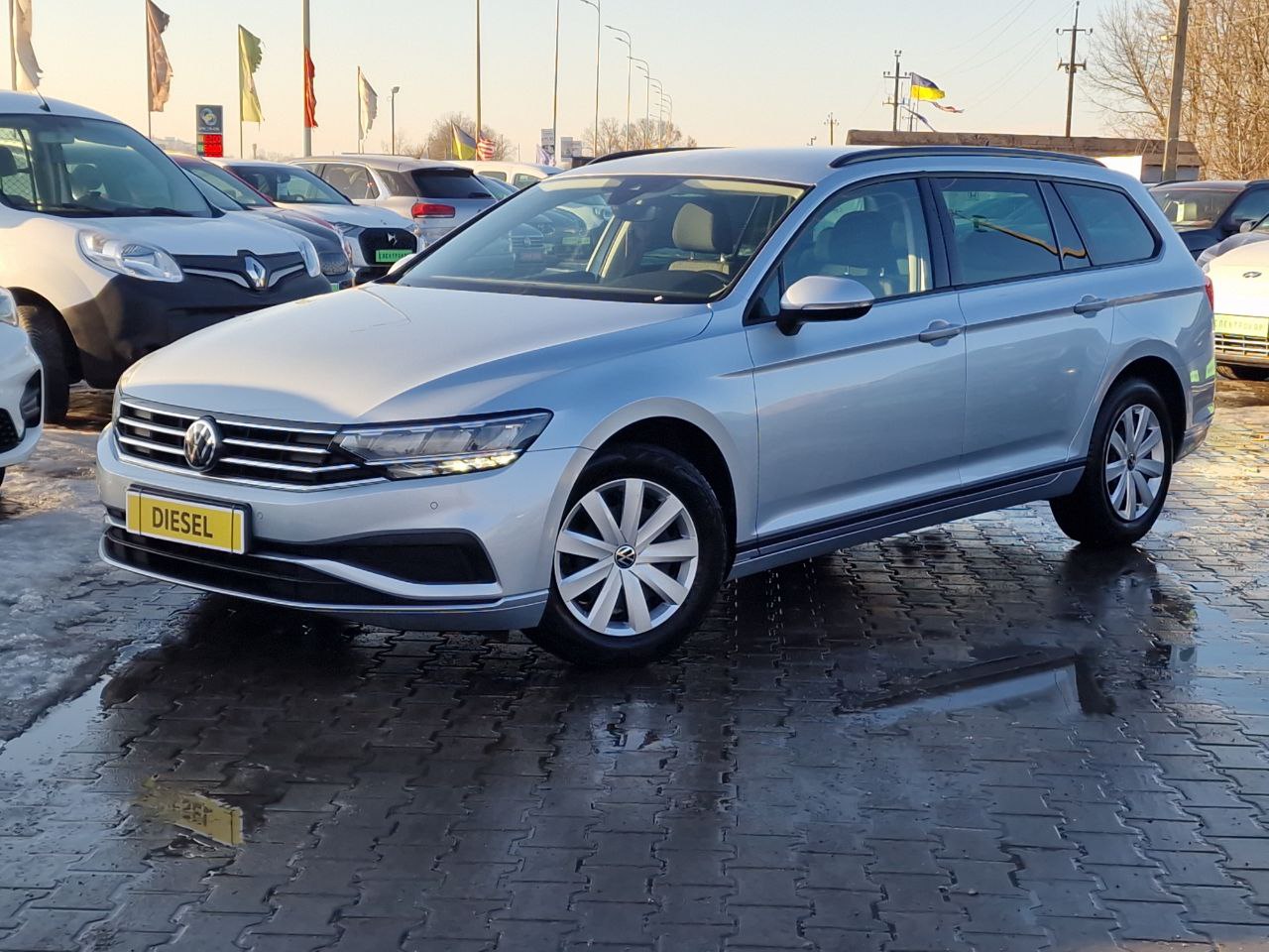 Volkswagen Passat Business+