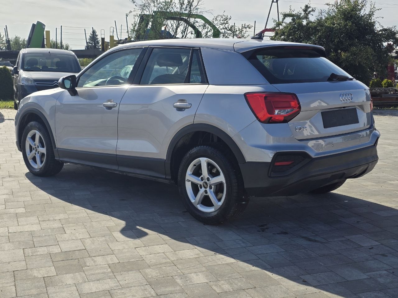 Audi Q2 Business