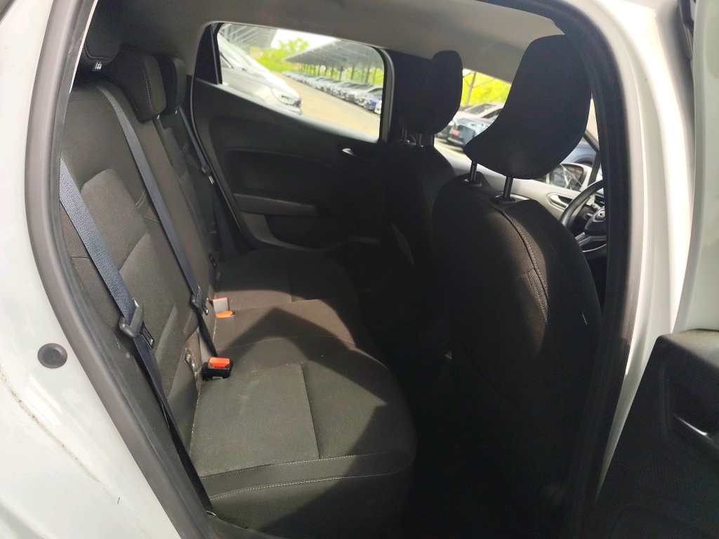 Renault Clio HYBRID Business