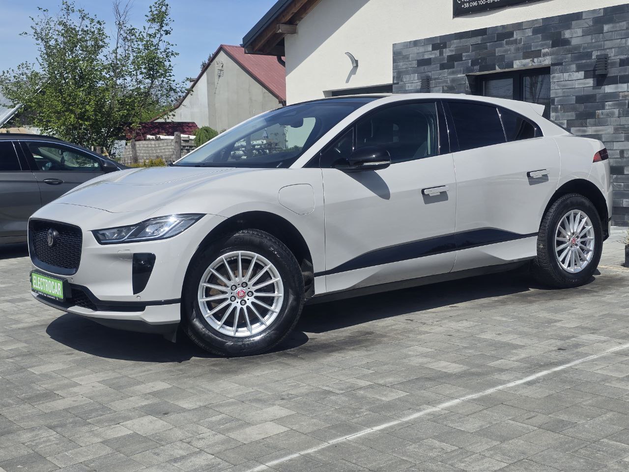 JAGUAR I-PACE