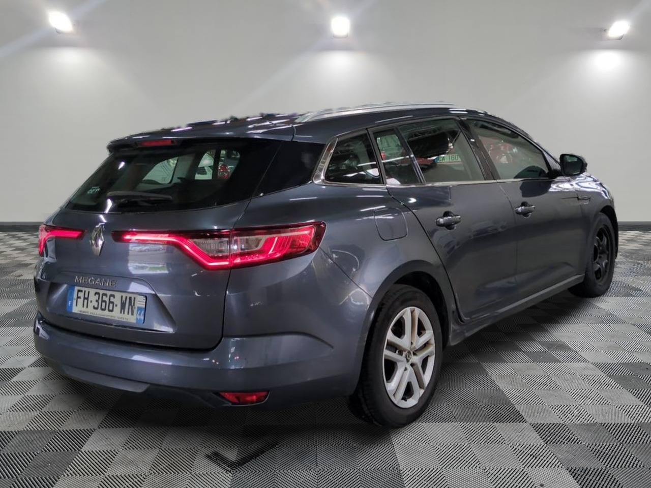 Renault Megane IV Estate Business