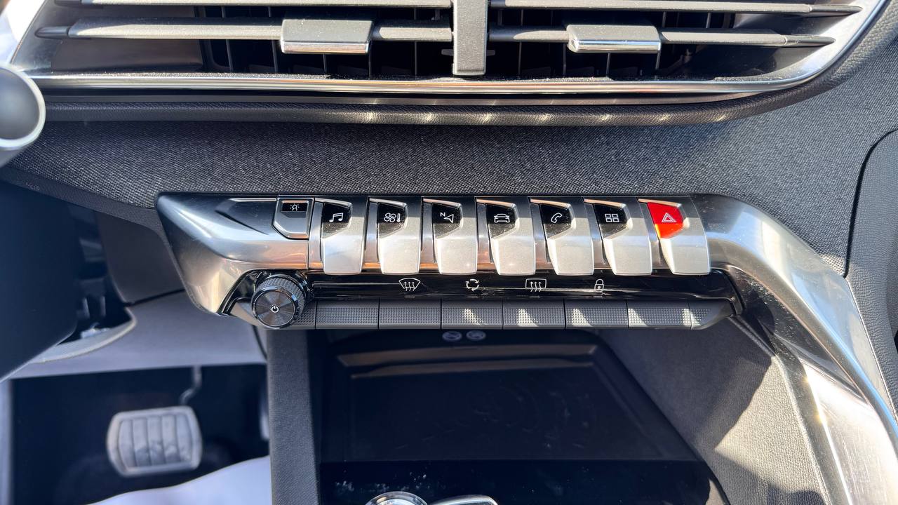 Peugeot 3008 ALLURE