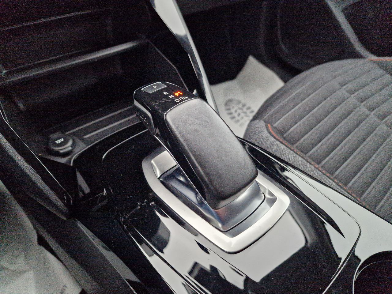 Peugeot 208 ELECTRIQUE