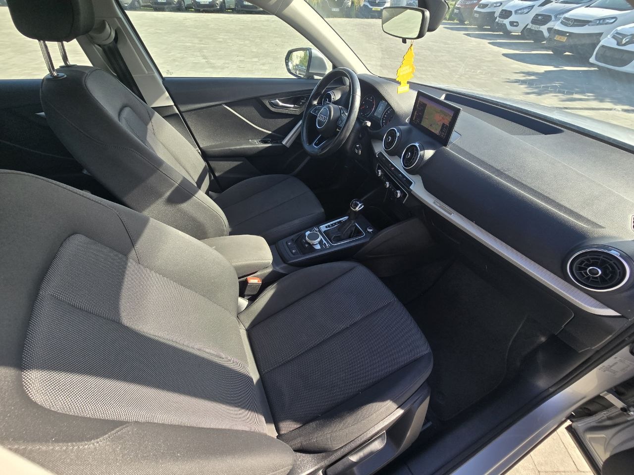 Audi Q2 Business