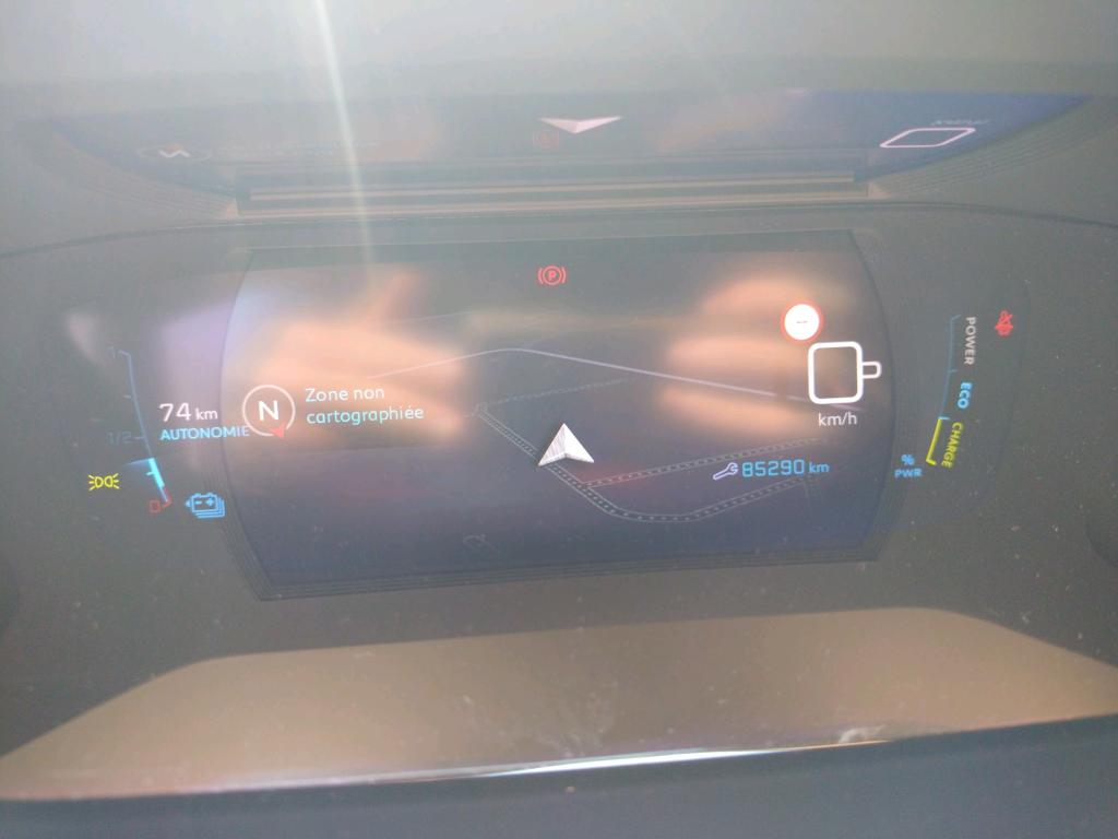 Peugeot E-2008