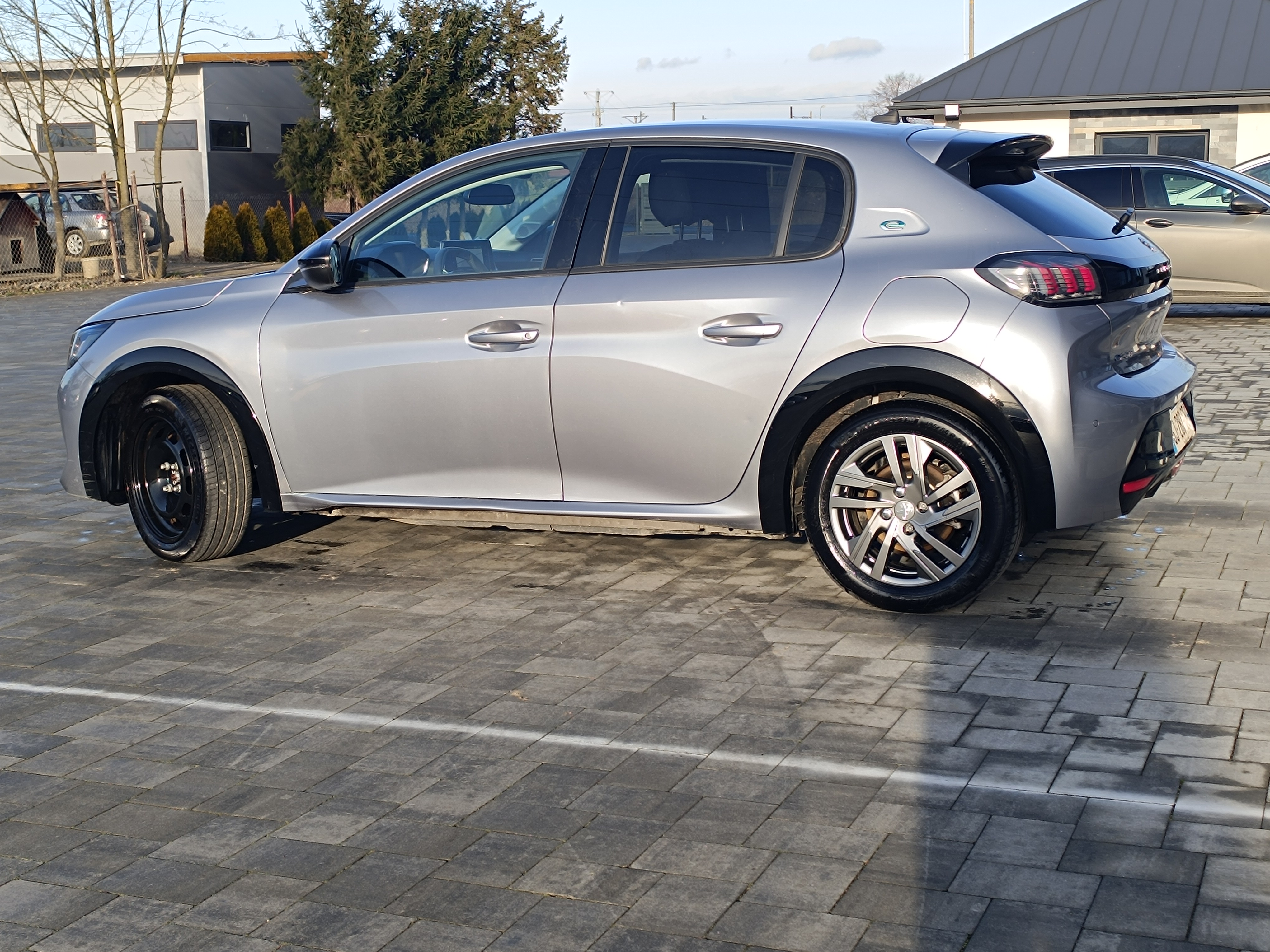 Peugeot 208 ELECTRIQUE