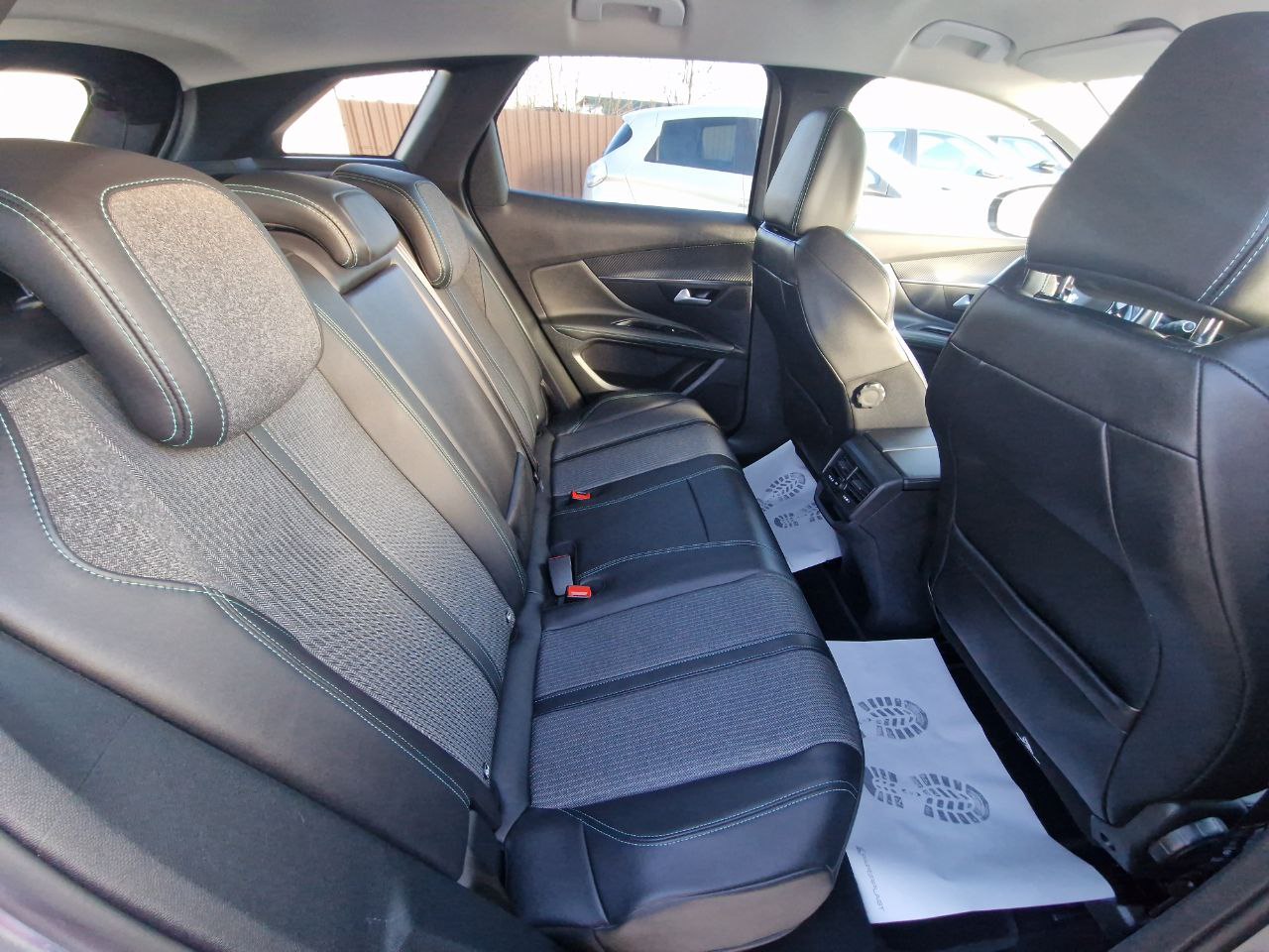 Peugeot 3008 Allure HYBRID