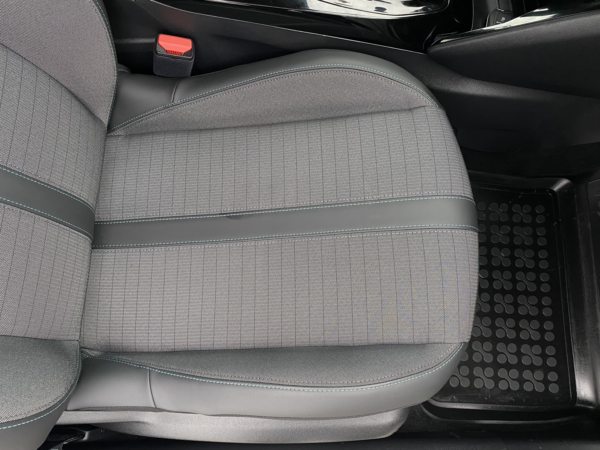 Peugeot 208 ELECTRIQUE