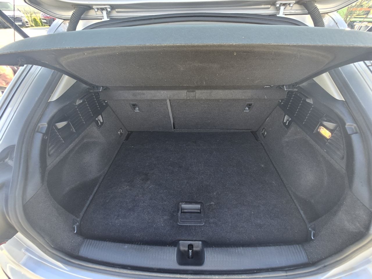 Audi Q2 Business