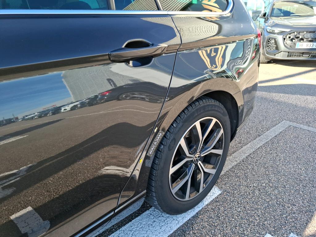 Volkswagen Passat Business+