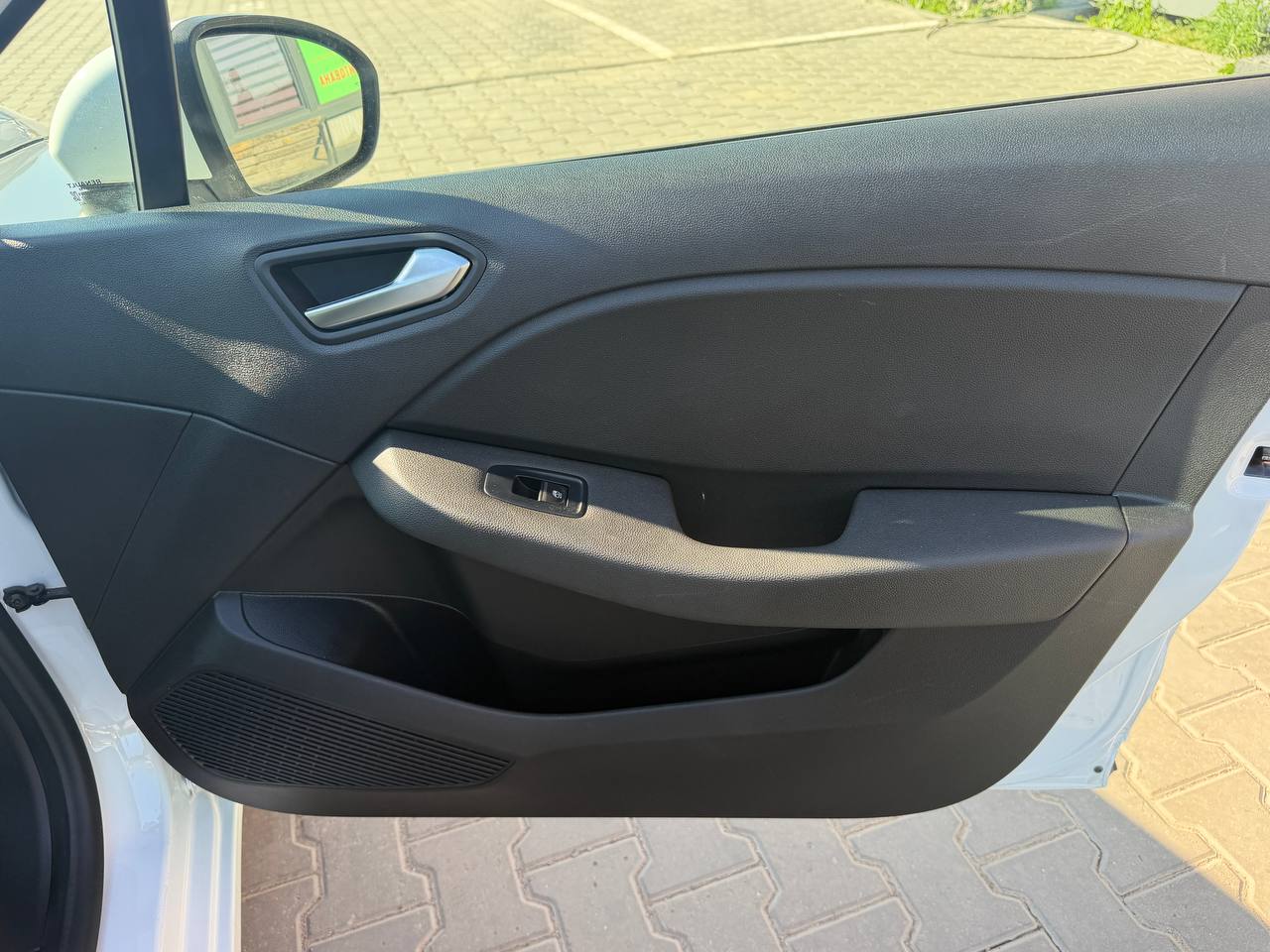 Renault Clio Business Hybrid