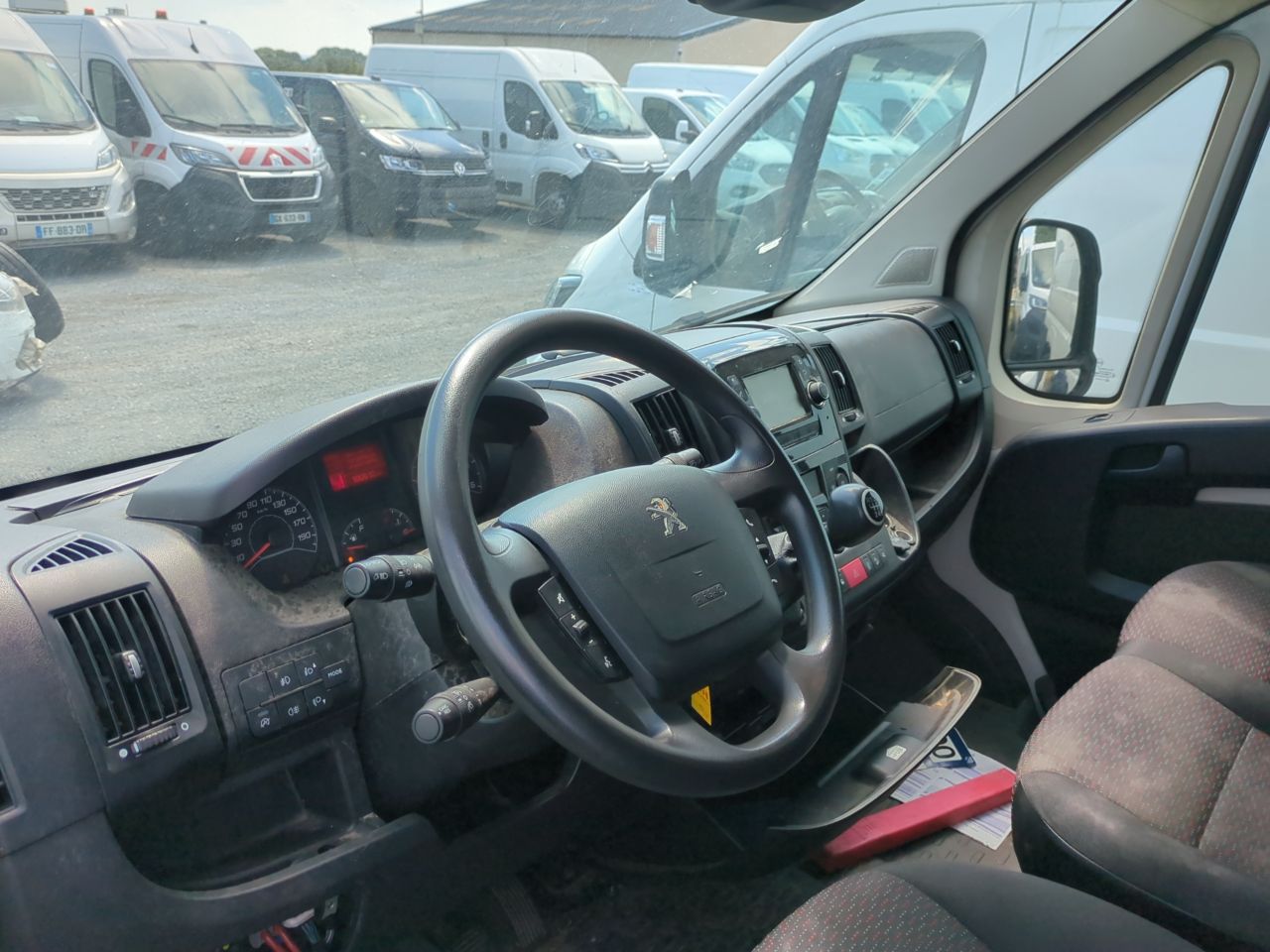 Peugeot Boxer Tole L1H1 Asphalt