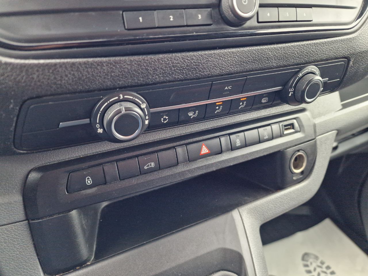 TOYOTA PROACE MEDIUM