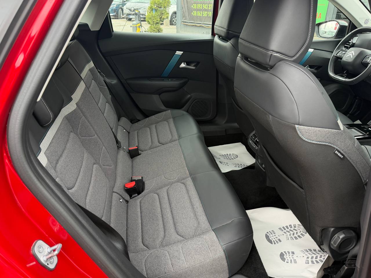 Citroen E-C4