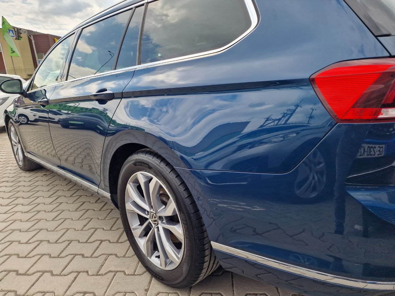 Volkswagen Passat LOUNGE