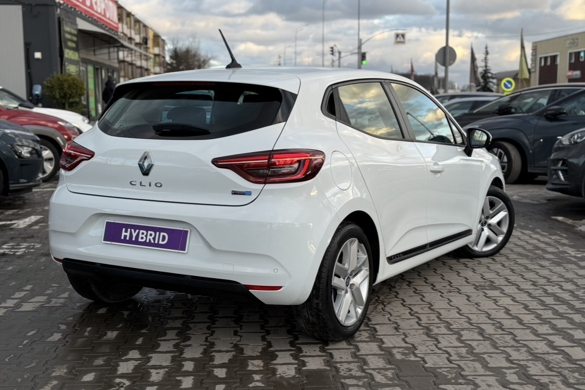 Renault Clio HYBRID Business
