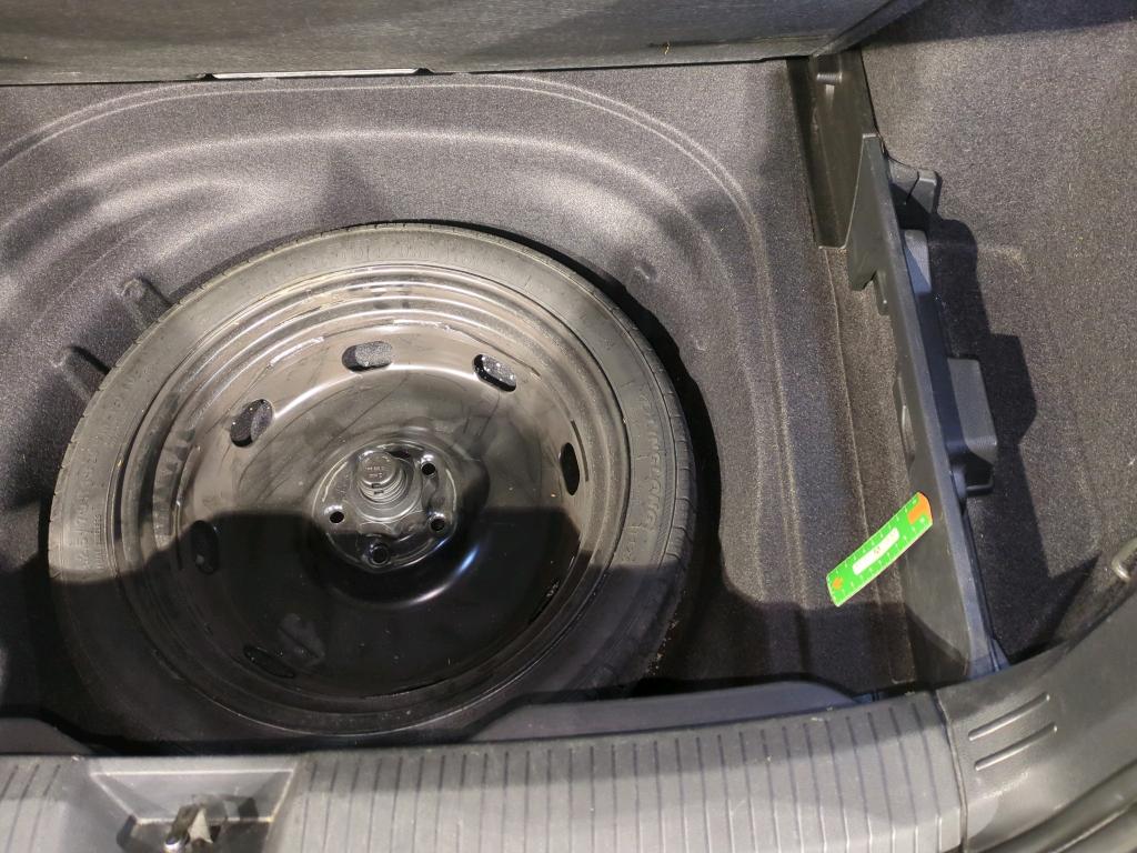 Volkswagen Golf Life Business