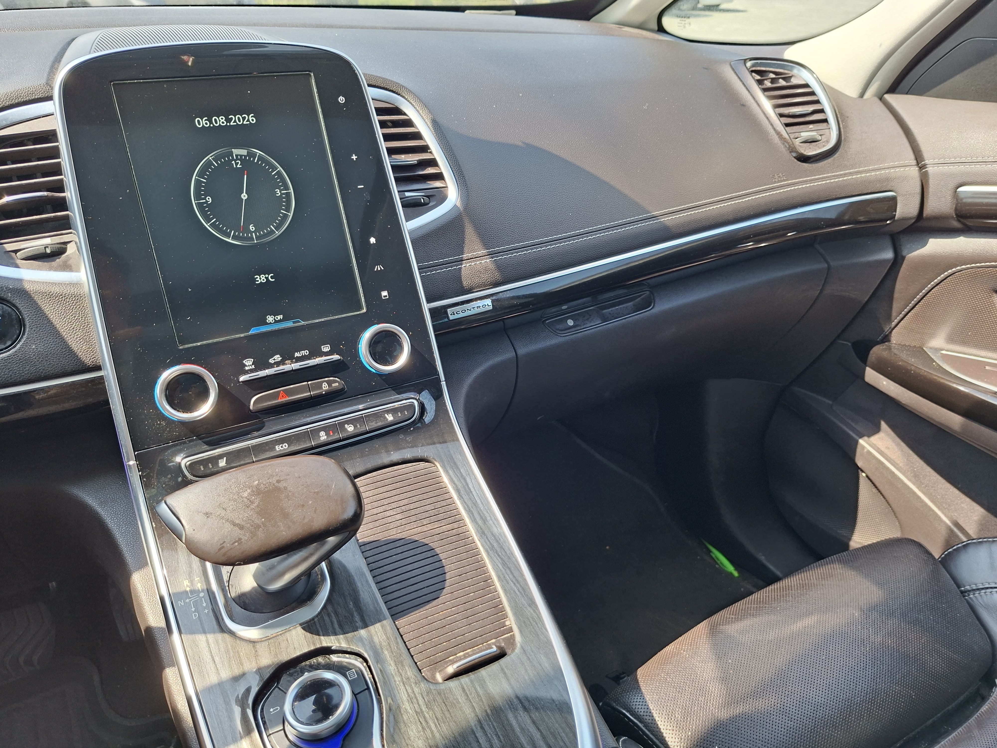 Renault Espace Initiale Paris
