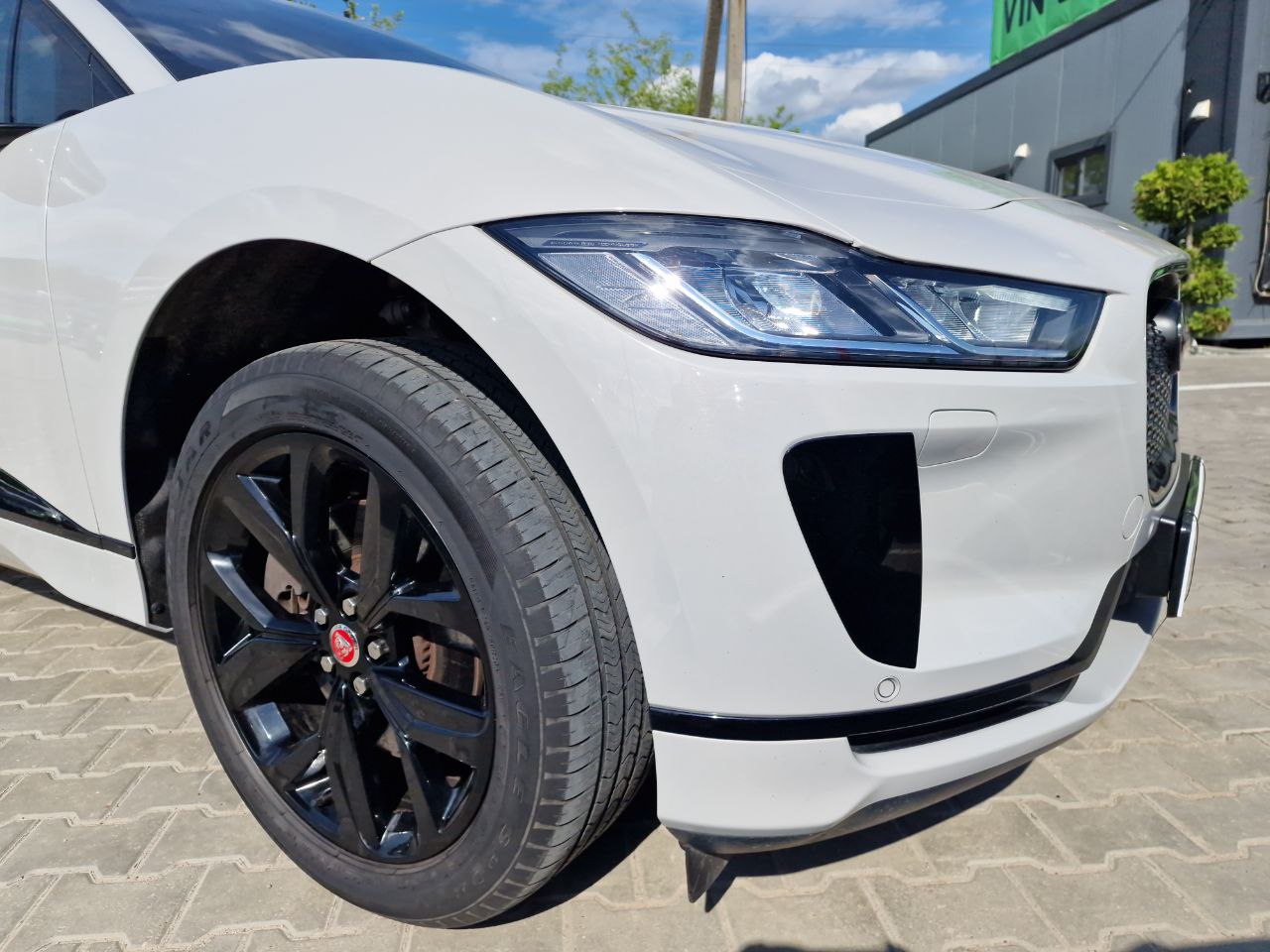 JAGUAR I-PACE