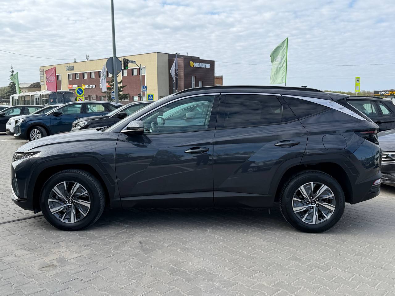 Hyundai Tucson HYBRID Creative