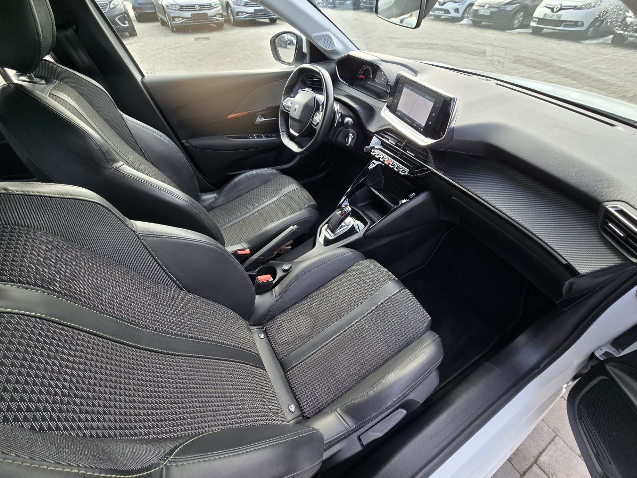 Peugeot 208 Business