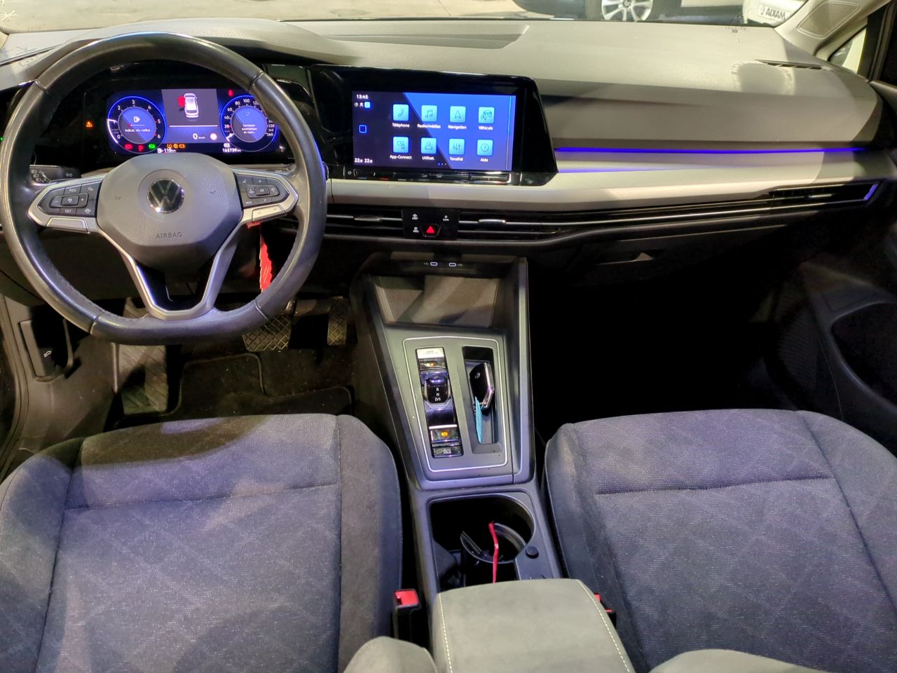 Volkswagen Golf Life Business