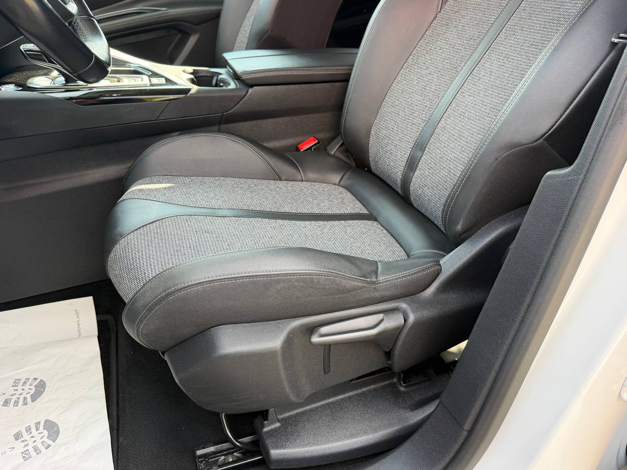 Peugeot 5008 ALLURE
