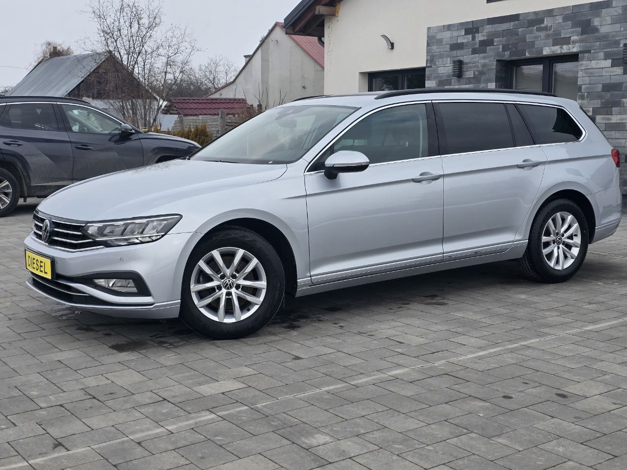 Volkswagen Passat Business+