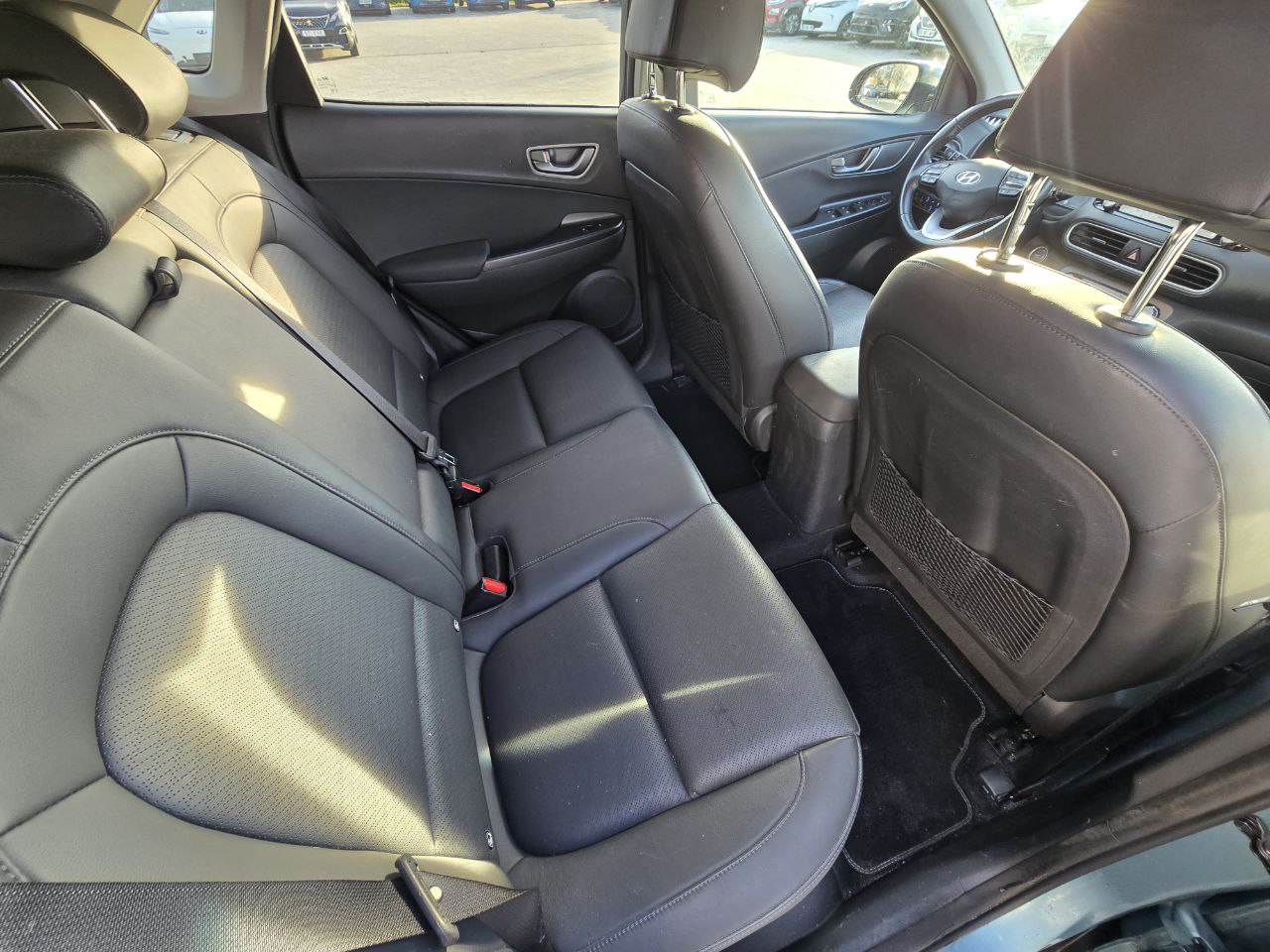 Hyundai Kona Premium