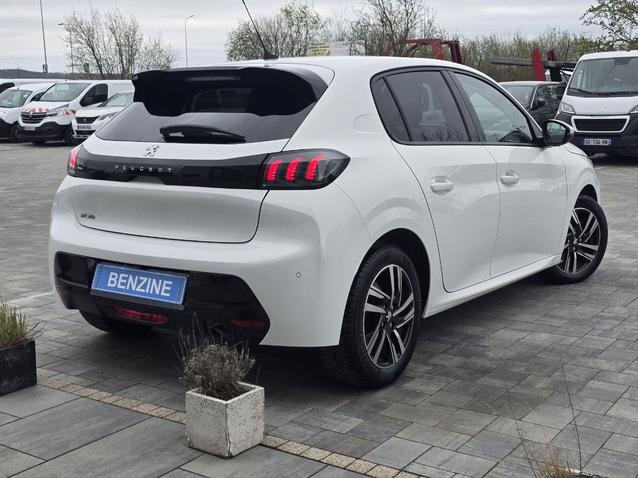 Peugeot 208 ALLURE