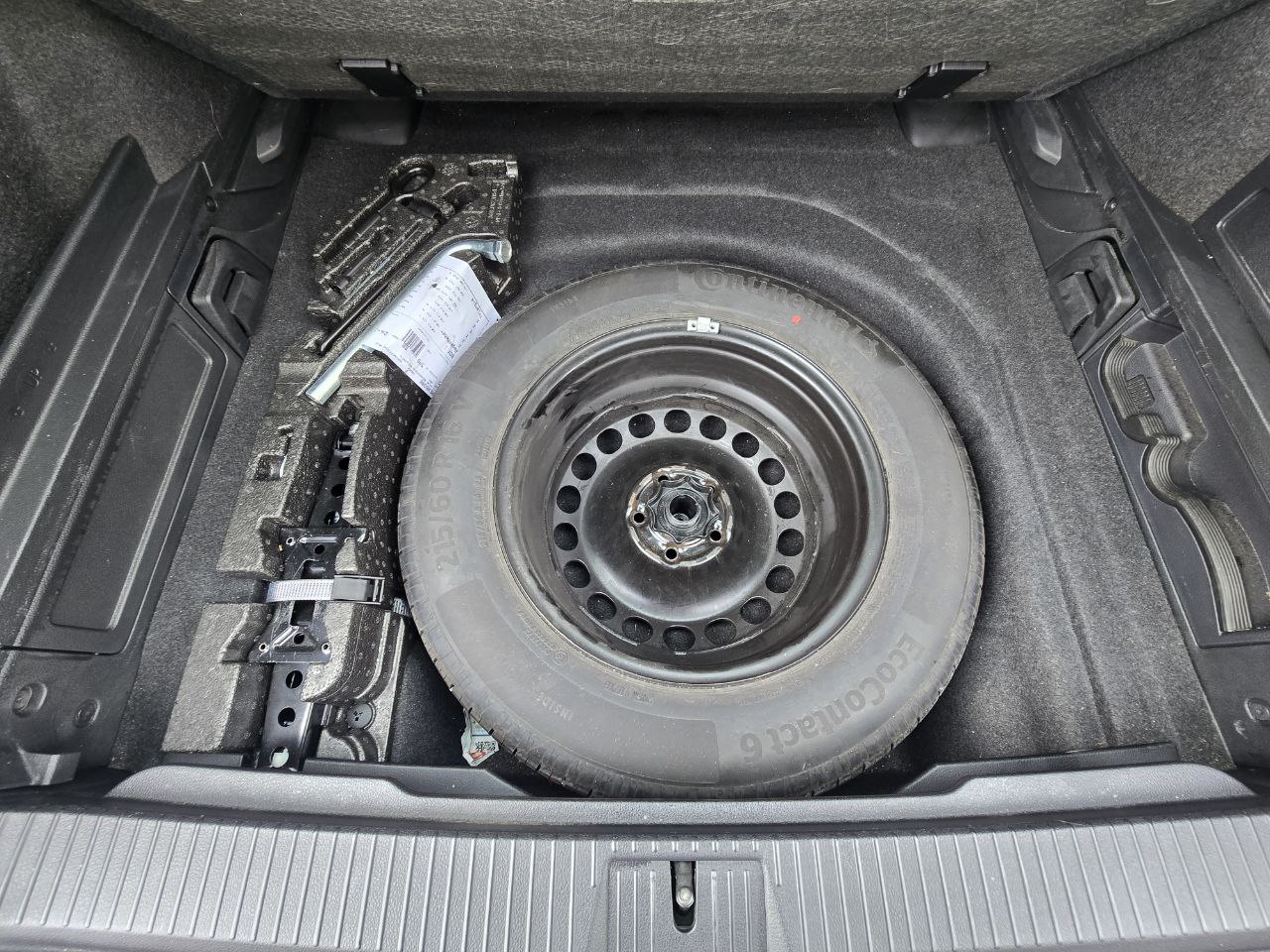 Volkswagen Passat Business+