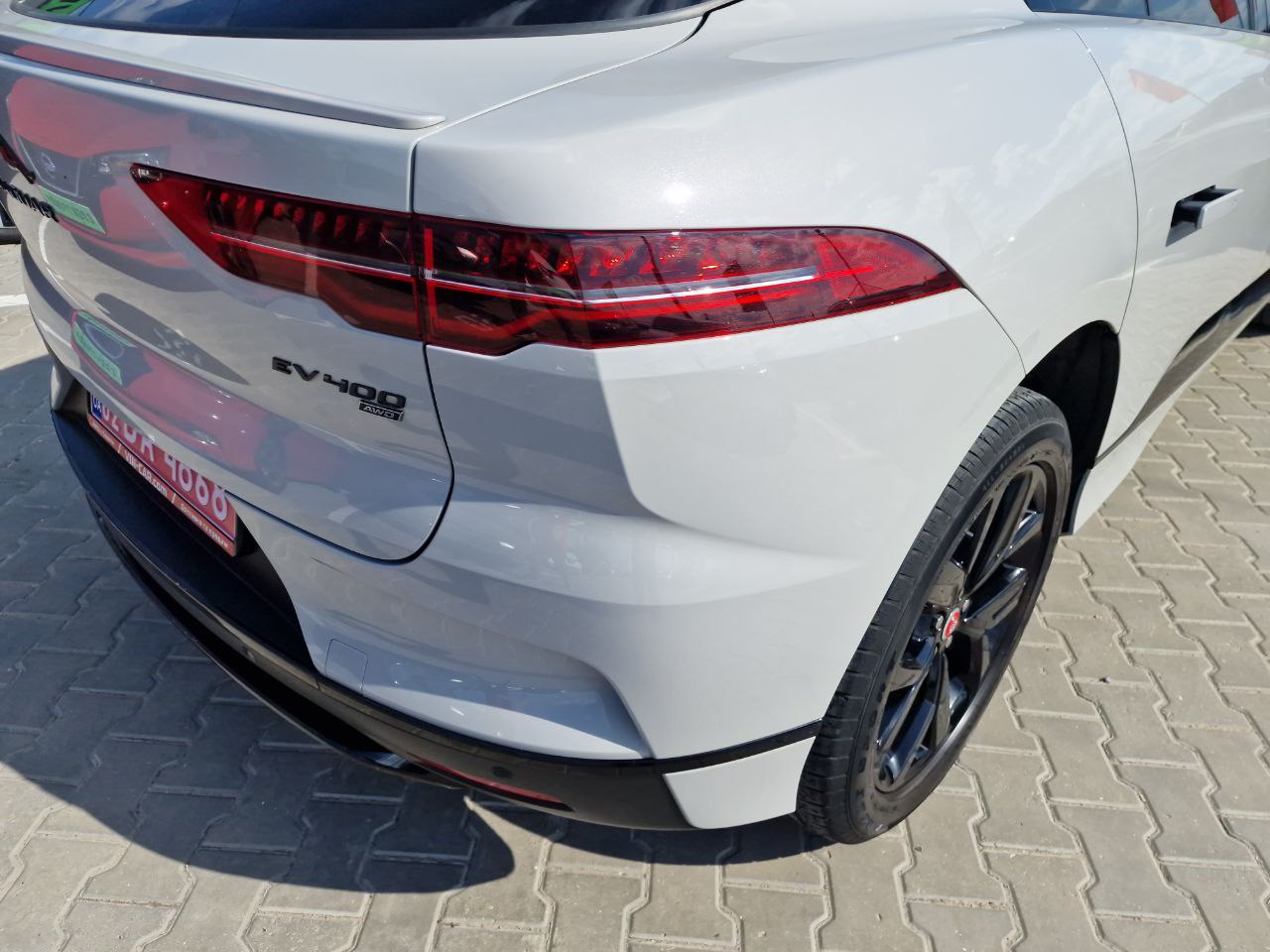 JAGUAR I-PACE