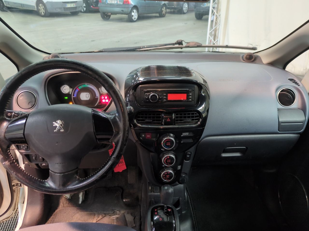 Peugeot iOn Electrique Active