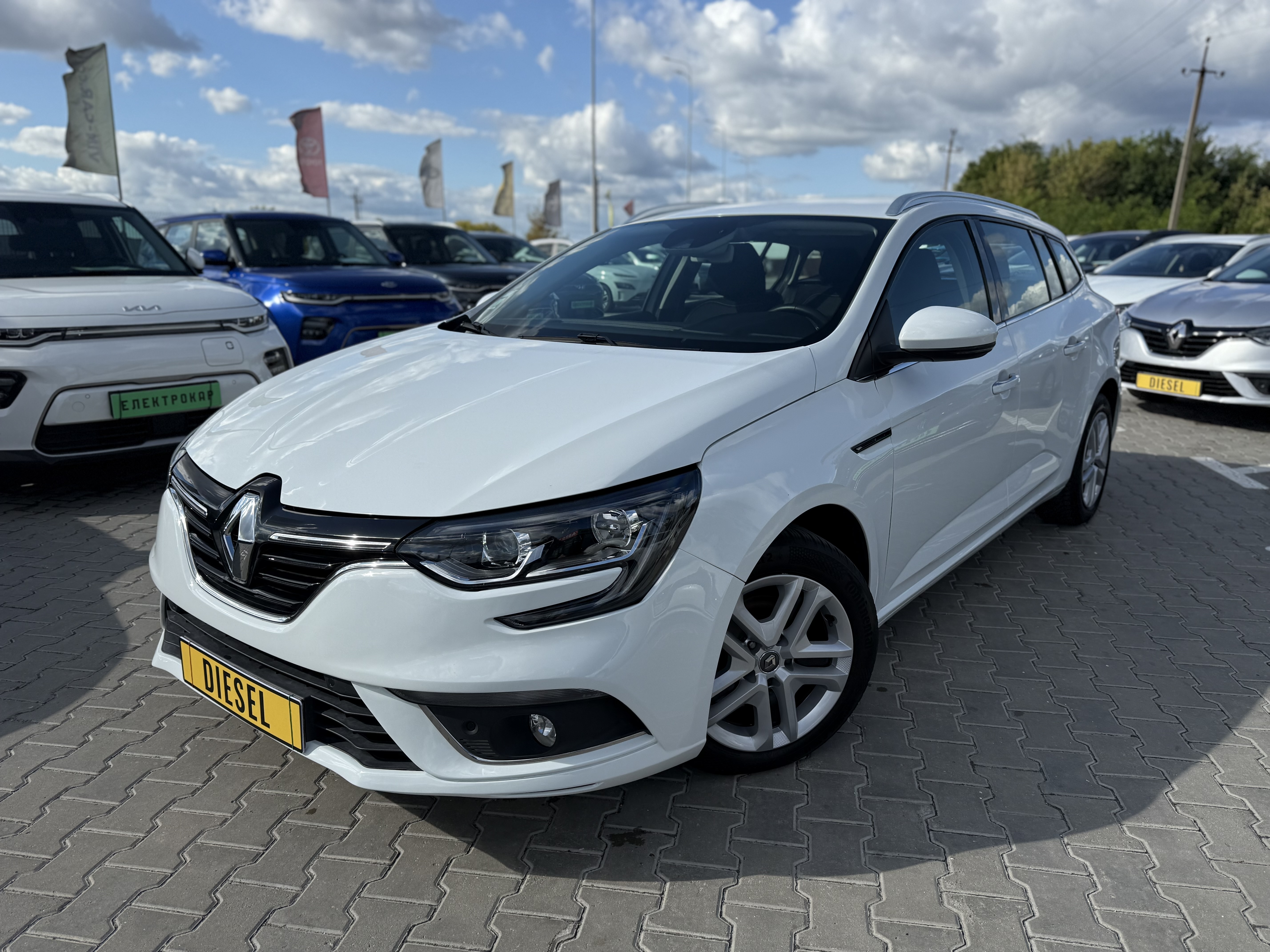 Renault MEGANE IV