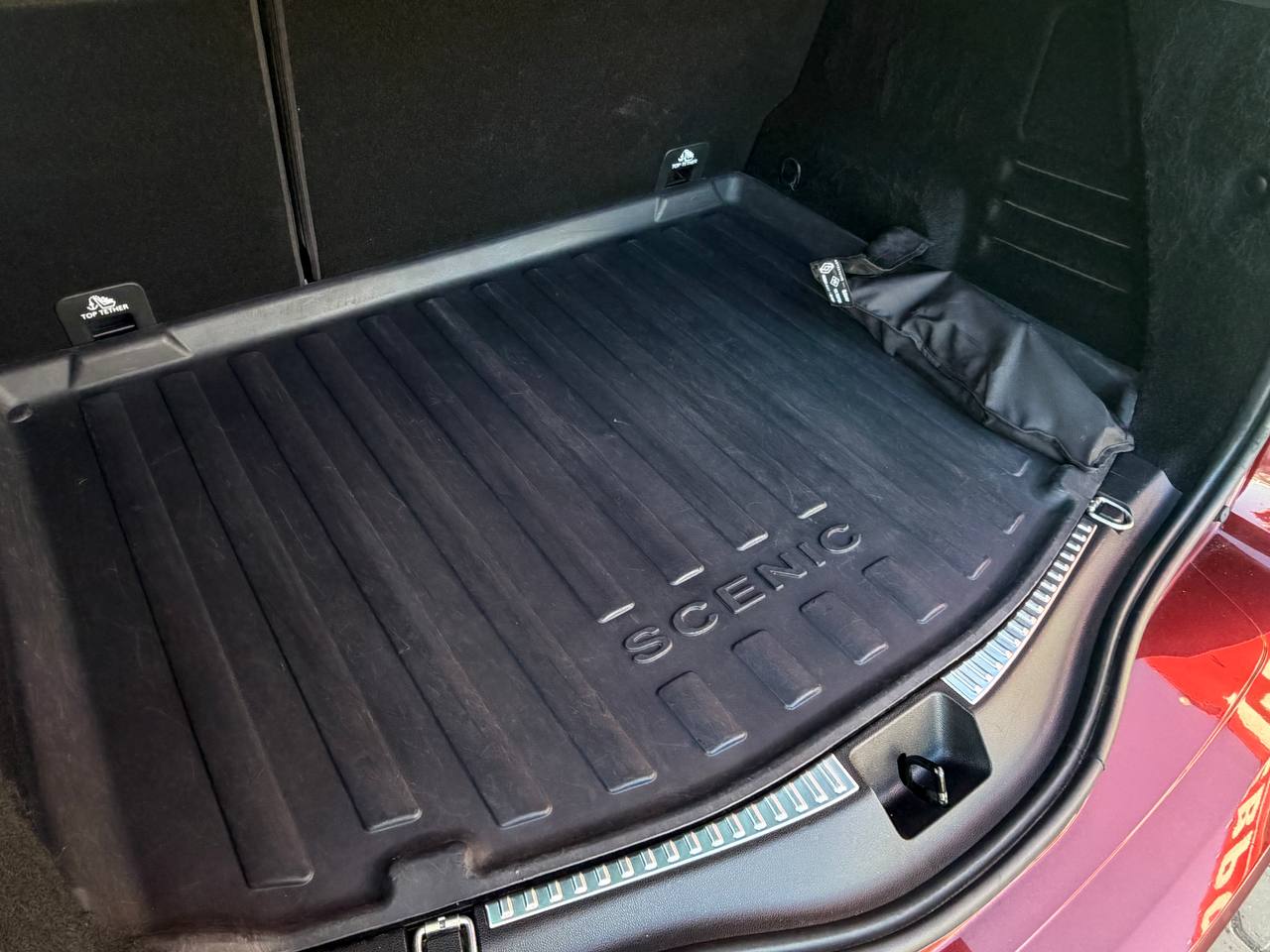 Renault Scenic INITIALE PARIS