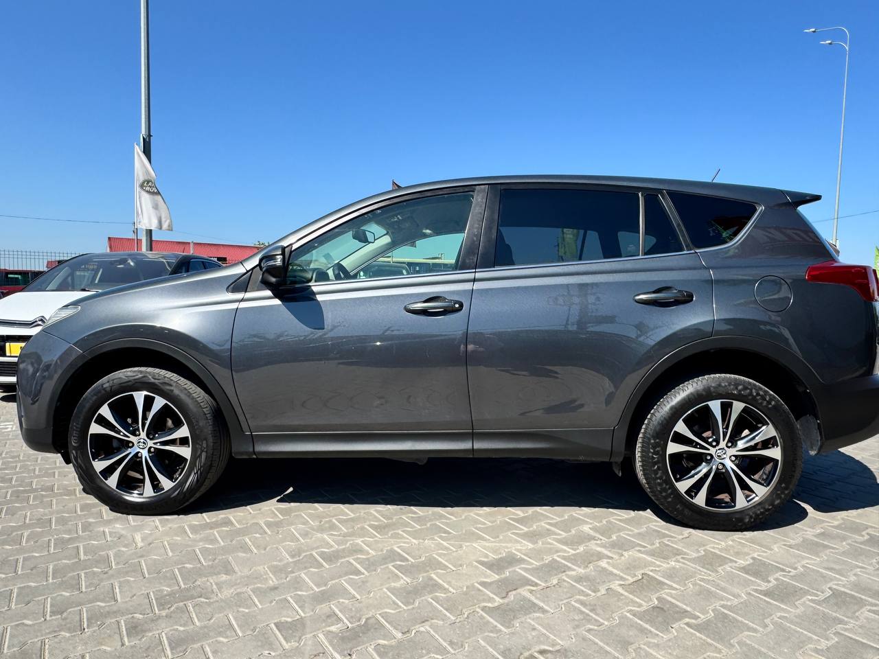 Toyota Rav4 Life