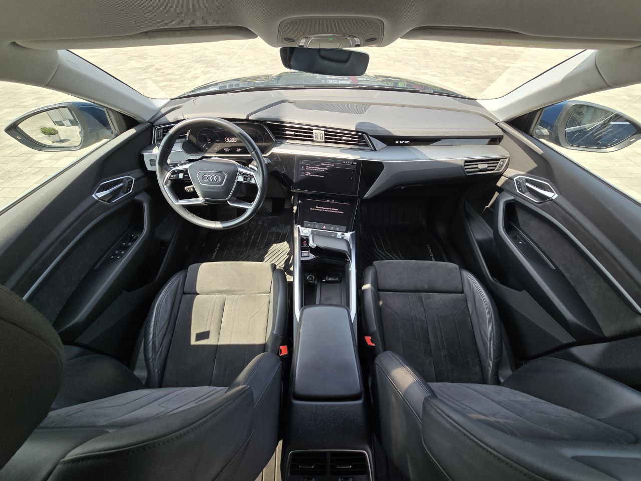Audi E-Tron