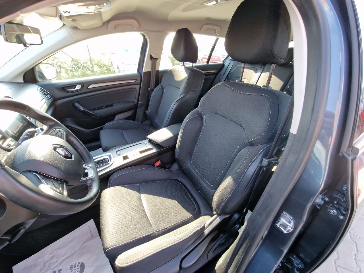 Renault Megane PLUG-IN HYBRIDE