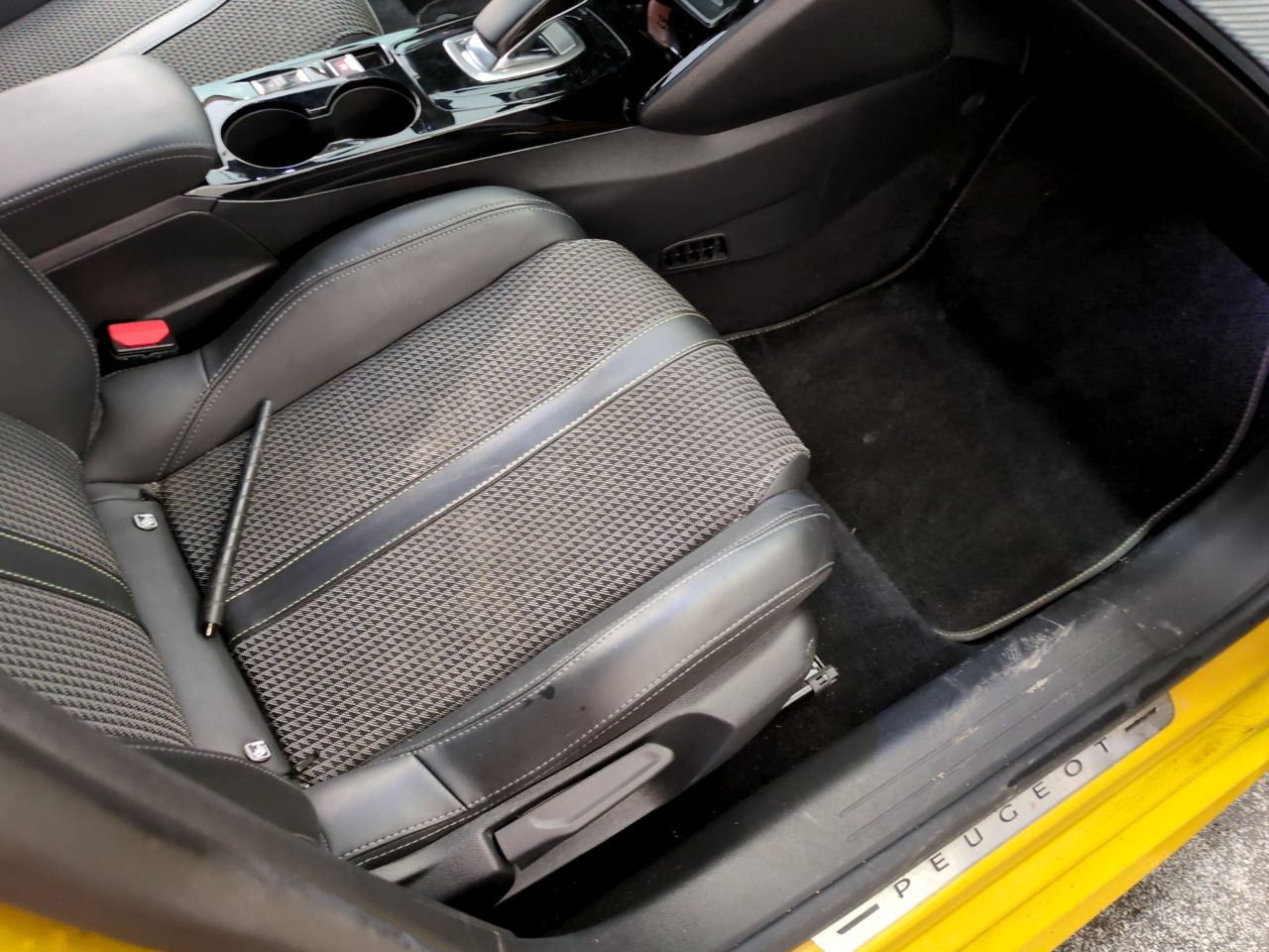 Peugeot 208 ELECTRIQUE