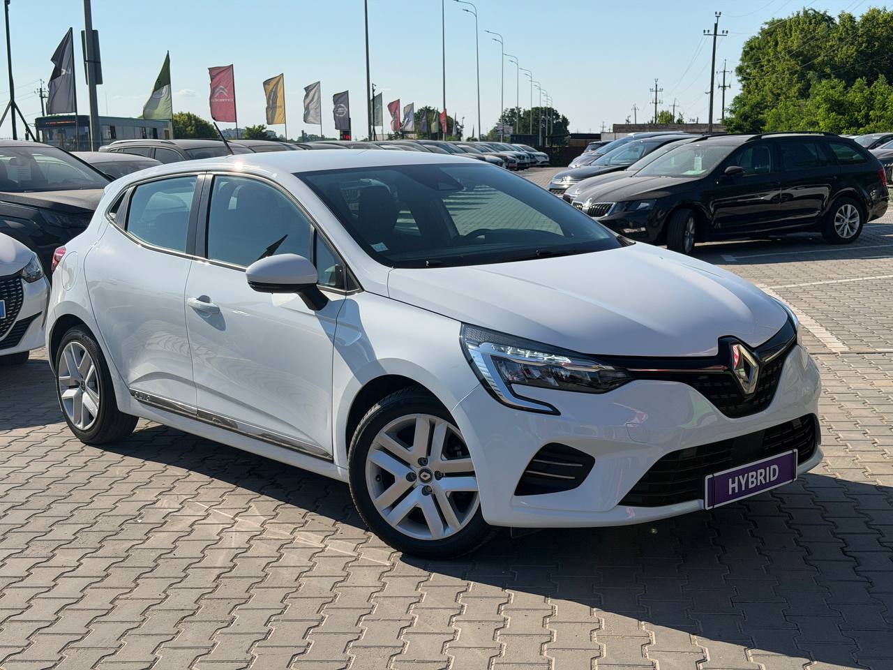 Renault Clio Business Hybrid