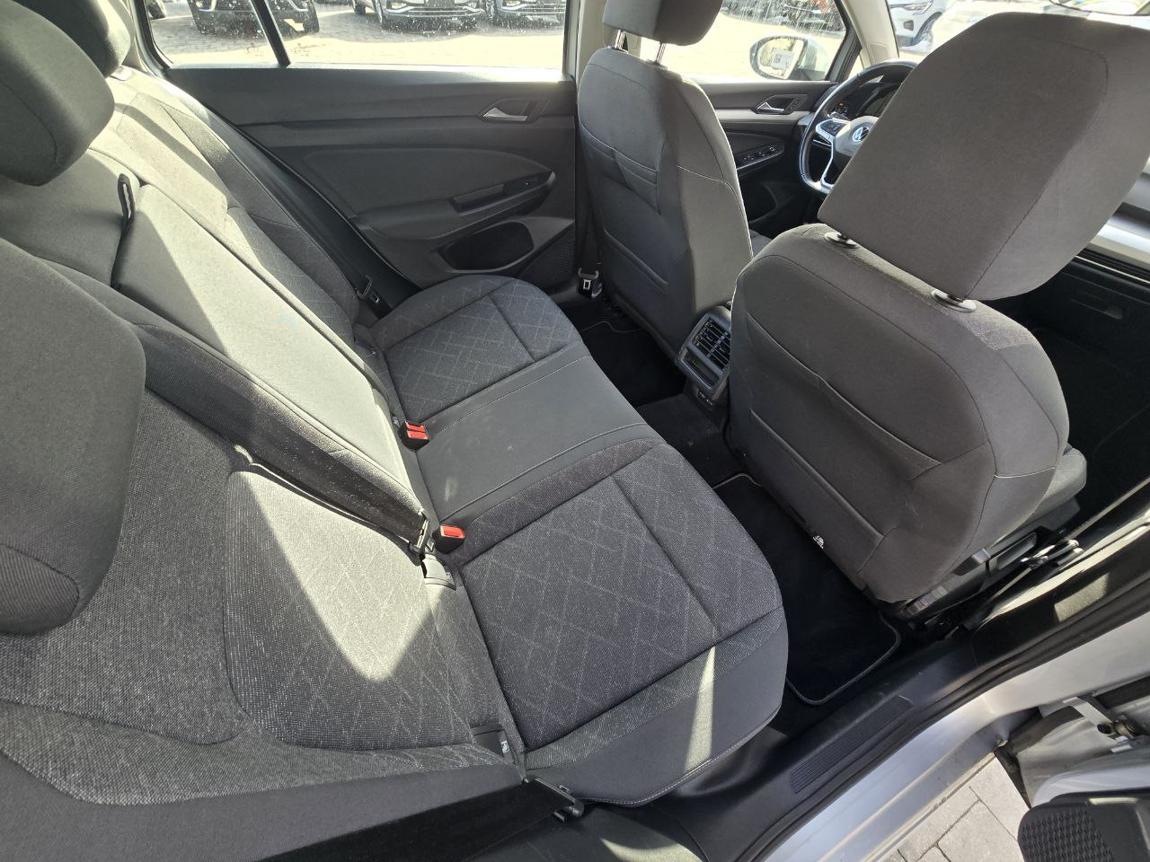 Volkswagen Golf Life+