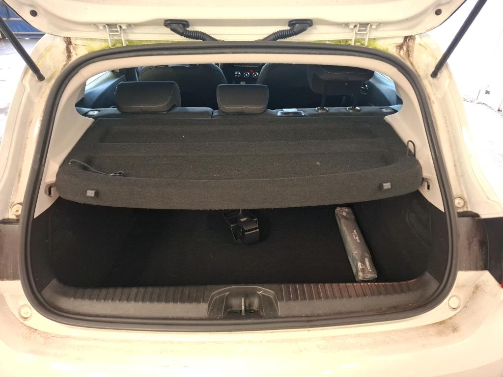 Renault Clio HYBRID Business