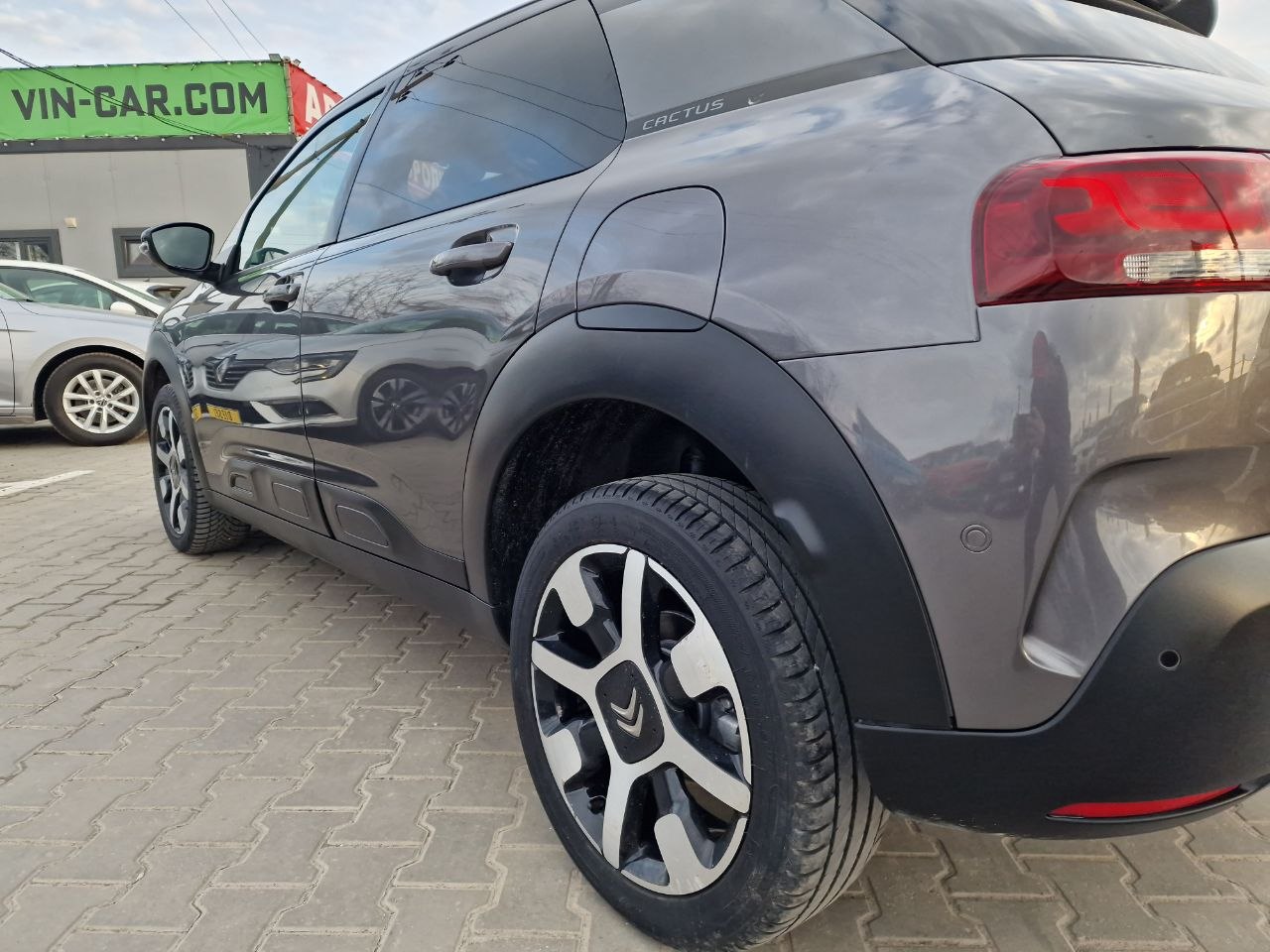 Citroen C4 CACTUS SHINE