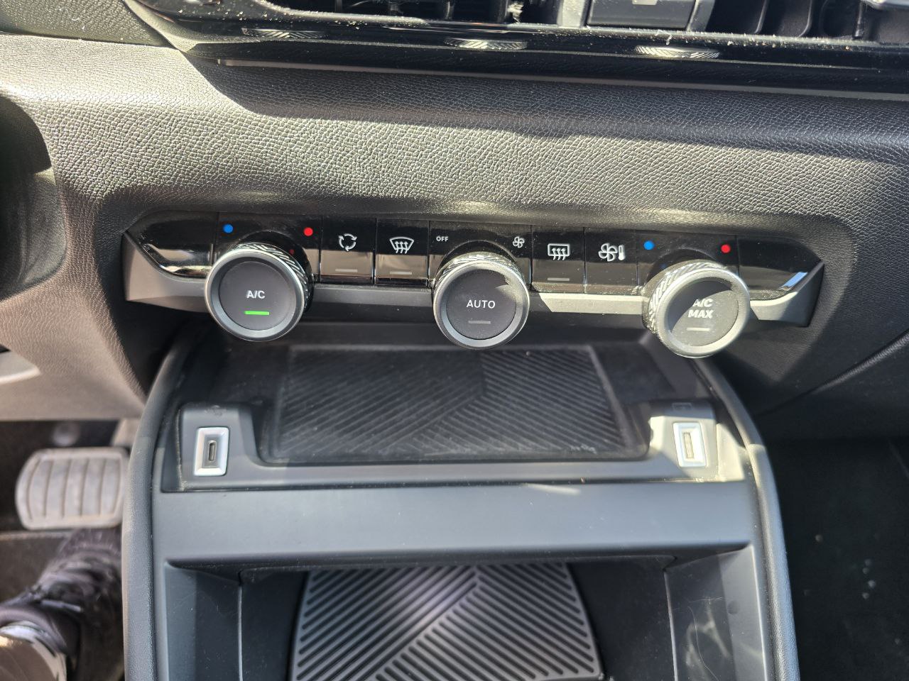 Citroen E-C4
