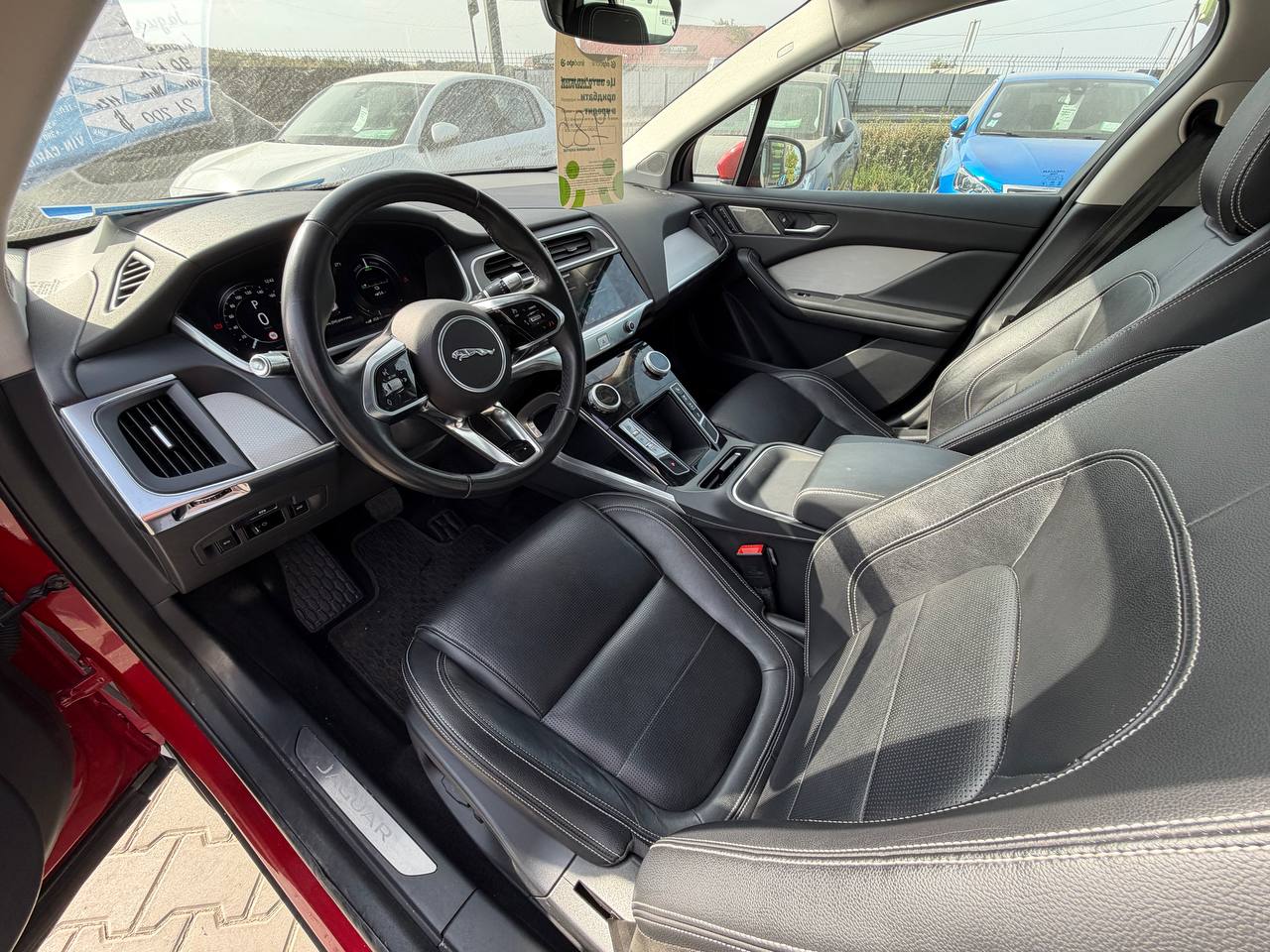 JAGUAR I-PACE