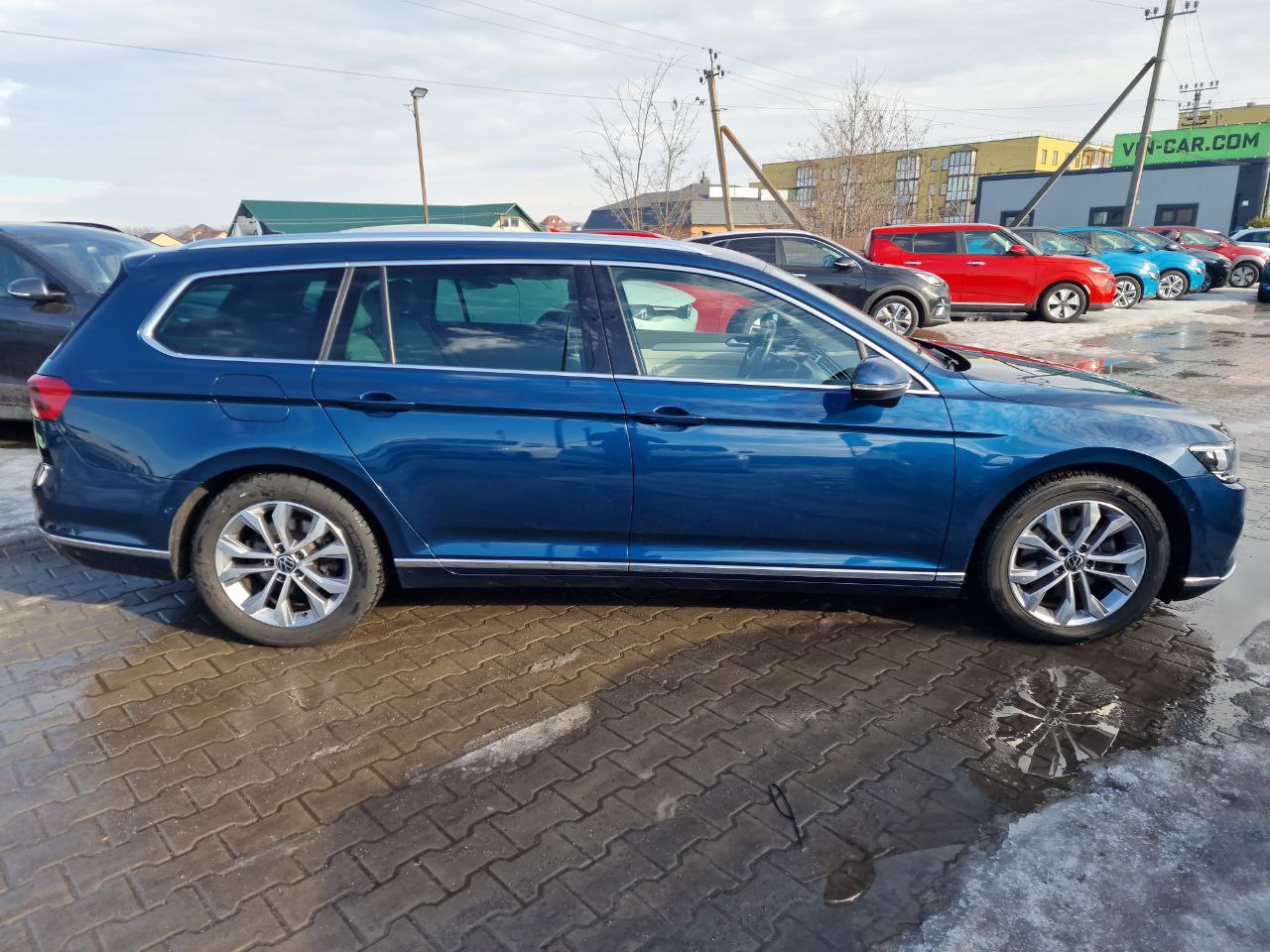 Volkswagen Passat LOUNGE