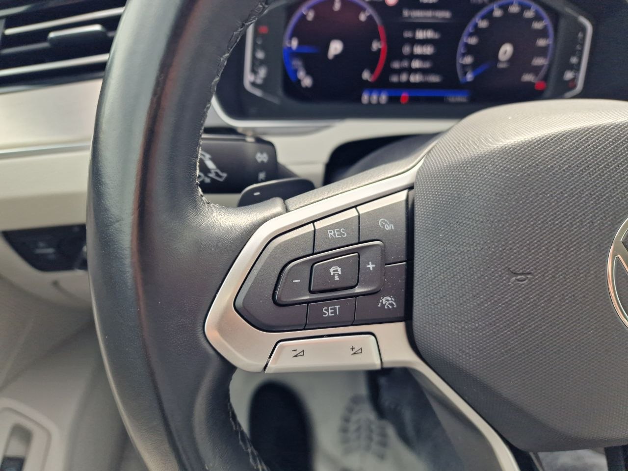 Volkswagen Passat LOUNGE