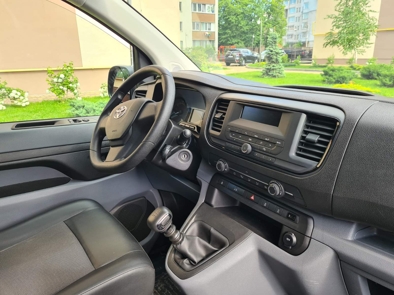 TOYOTA PROACE LONG